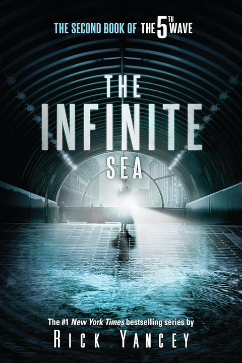 Infinite Sea: The Second Book of the 5th Wave: 2 cover image