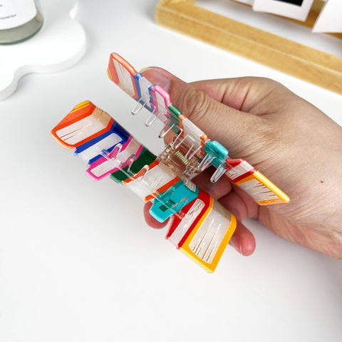 Book Hair claw clip: A | mildstyles